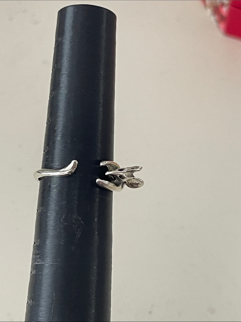 Silver-tone mouse ring - size 6